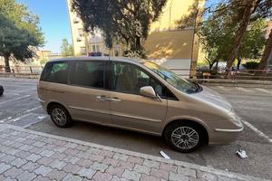 Lancia phedra