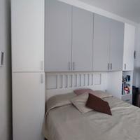 Armadio a ponte bianco - per letto matrimoniale
