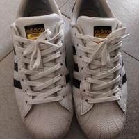 Adidas  superstar