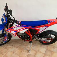 Beta RR Motard 125 R 4T My25 Nuova 14km