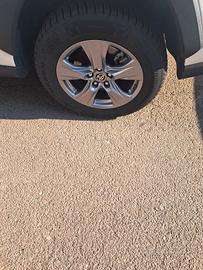 cerchi toyota rav4 hybrid più gomme bridgsone 