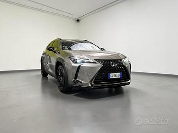 Lexus UX 250h Midnight 4wd cvt