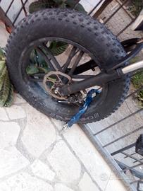 bici per pezzi di ricambio 