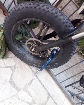 bici per pezzi di ricambio 