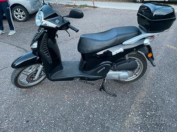 Scooter cilindrata 150