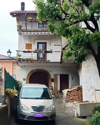 CASA SOLEGGIATA A DRO