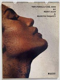 Rara collezione di 28 calendari Pirelli 1994-2024