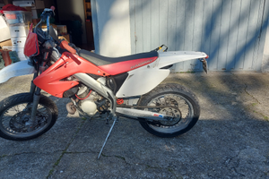 Moto tenuta benissimo