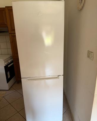 Frigorifero Indesit