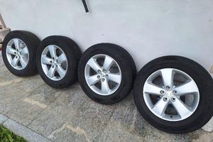 Gomme e cerchi 225/65/17