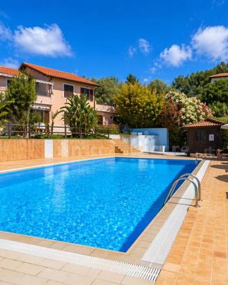 Villa di 329 m² con più di 5 locali a Vallebona