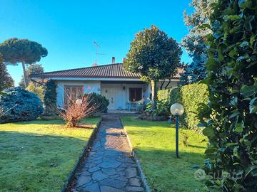 In zona Residenziale villino in bifamiliare