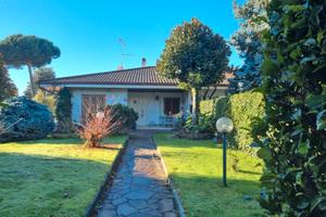 In zona Residenziale villino in bifamiliare