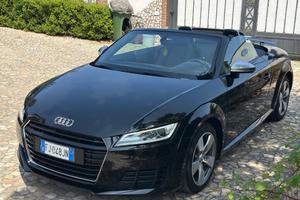 Audi TT Roadster 2.0 TDI 184CV ultra Design 2016
