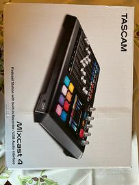 TASCAM MIXCAST 4