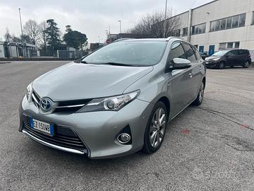 Toyota Auris Touring Sports 1.8 Hybrid Business