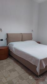 Letto matrimoniale con contenitore e materasso