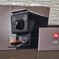 ILLY X  CAPS