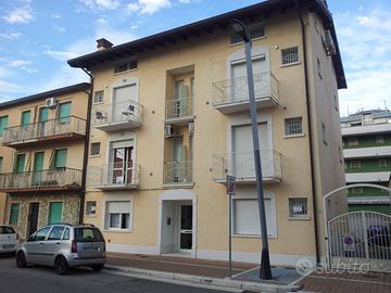 Appartamento bilocale a m. 100 dal mare