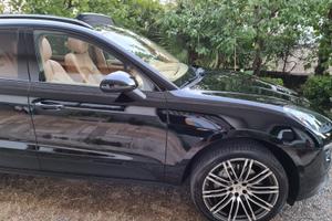 PORSCHE Macan - 2017