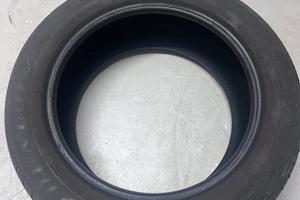 Gomme 205/55 r16
