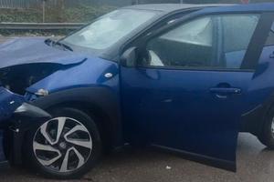 auto incidentata Toyota Aygo X TREND 1.0 anno 2023