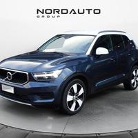 Volvo XC40 (2017-->) B4 AWD Geartronic Momentum