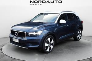 Volvo XC40 (2017-->) B4 AWD Geartronic Momentum