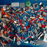 LOTTO DI 7 CHILI KG. di LEGO misti