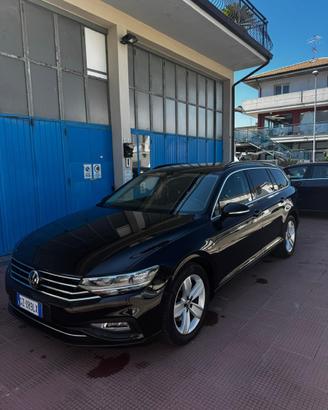 Volkswagen Passat Variant 2.0 DSG TDI Executive
