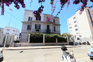 Via Palermo Quadrivano con 3 bagni x 12 mesi