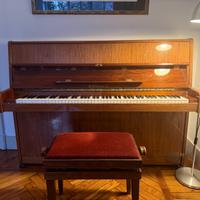 Pianoforte verticale Rönish