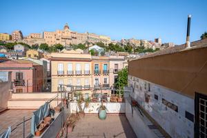Semindipendente bilivelli con terrazza panoramica