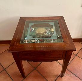 mobile di pregio con cassetto vetrinetta 