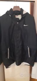 giacca antivento della marca NIKETagia 52