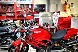 Ducati performance 696+ scam bio Z1000