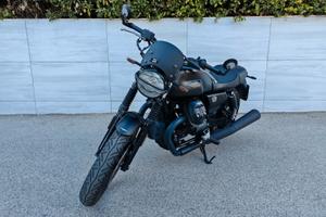 Moto Guzzi V7 - 2023