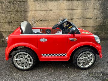 Macchina elettrica per bambini
