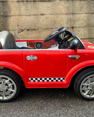 Macchina elettrica per bambini