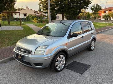 Ford Fusion 1.4 TDCi 5p. Leather