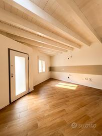 Nuovo trivano indipendente con cortile privato