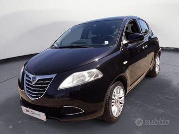 Lancia Ypsilon 1.2 69 cv Silver