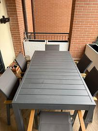 Tavolo allungabile da esterno con 6 sedie