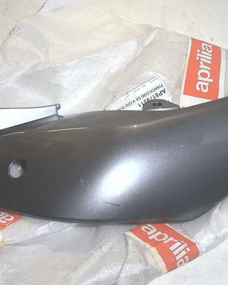 FIANCO CODONE SX PEGASO APRILIA AP8179311