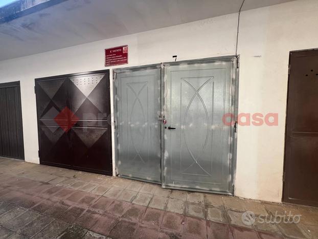 Box/Posto auto Taranto [Cod. rif 3206764VCG]