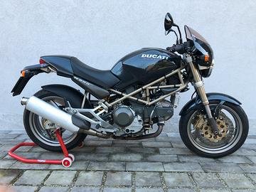 Ducati Monster 900