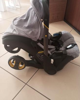 Passeggino modello doona