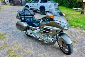 Honda Gold Wing GL1800A pochi km