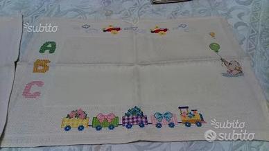 Set tovagliette americane x bimbi ricamate