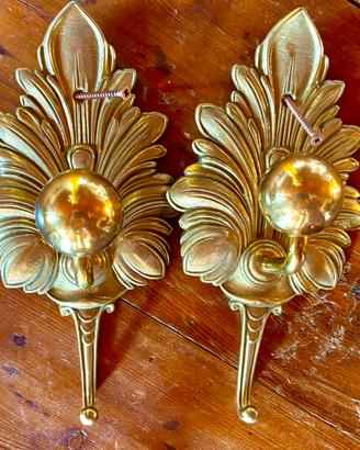Coppia di appendiabiti da parete vintage in ottone